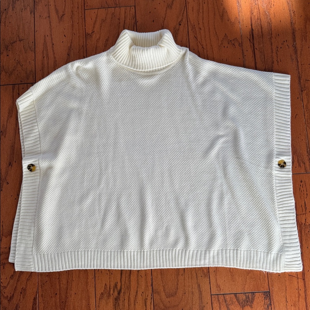 Pretty, never worn, XS/S, cream Loft poncho- perfect!